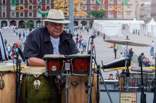 Ritmo Peligroso, Manuel